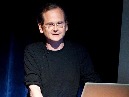 Click to play Larry Lessig: Den Remix noch einmal neu betrachten