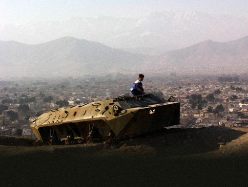 Click to play Inge Missmahl apporte la paix de l'esprit en Afghanistan