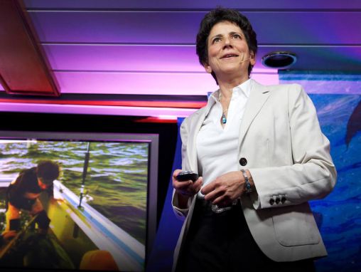 Click to play Barbara Block: Marquer les thons dans les océans profonds